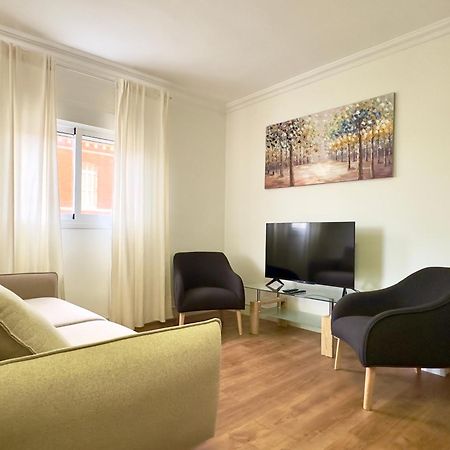 Ayala Malaga City Center 6Pax Luaran gambar