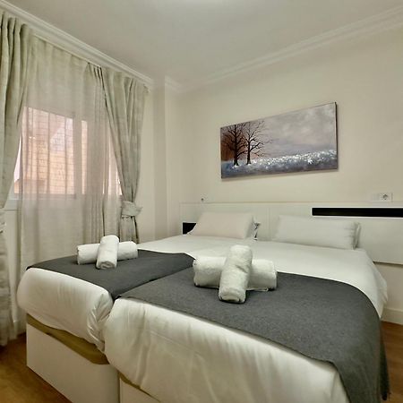 Ayala Malaga City Center 6Pax Luaran gambar
